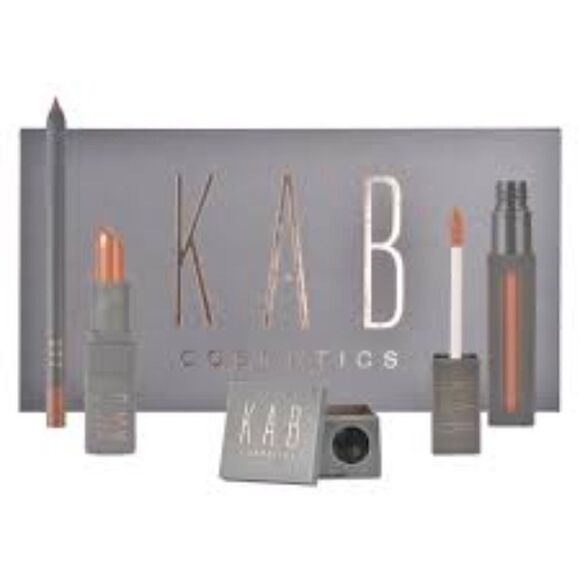 KAB Cosmetics Lip Kit - Sending Nudes - Picture 16 of 16